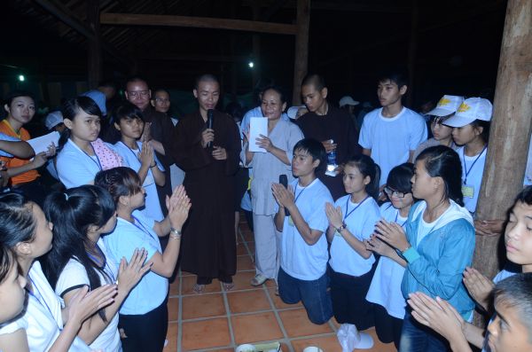 Buôn Mê: Bửa cơm yêu thương tại khóa tu Thiện Tài Đồng Tử