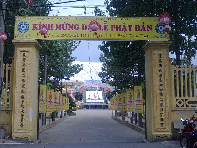 TP. HCM - Bình Dương: Khởi động mùa Phật đản PL 2557