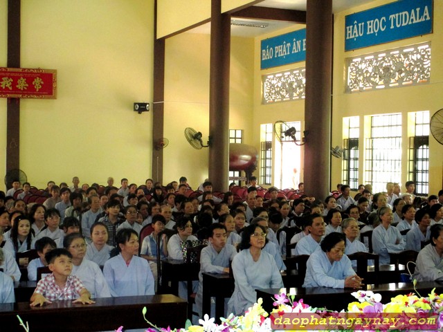 Bình Dương: Trao giải hội thi giáo lý Phật tử lần thứ nhất