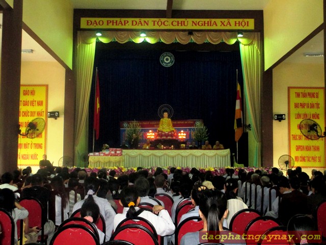 Bình Dương: Trao giải hội thi giáo lý Phật tử lần thứ nhất