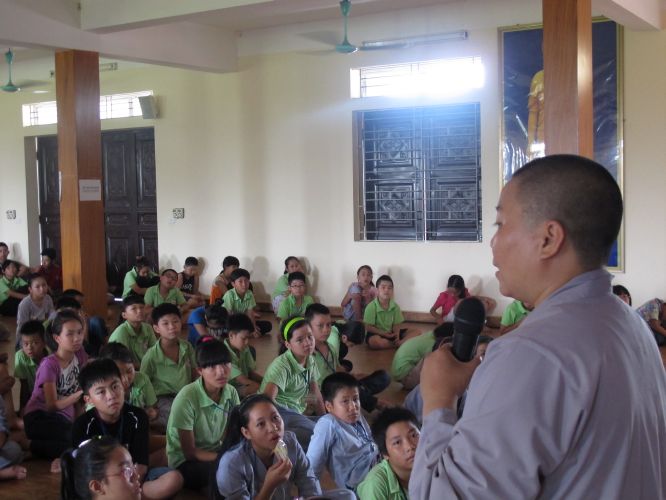 Hà Nội: Bài học từ “Cuộc đời đức Phật” và giá trị của tình bạn từ khóa tu tại chùa Nam Dư Thượng