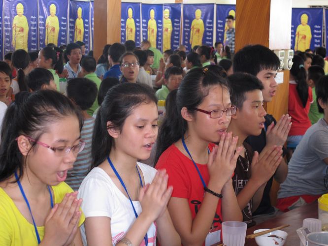 Hà Nội: Bài học từ “Cuộc đời đức Phật” và giá trị của tình bạn từ khóa tu tại chùa Nam Dư Thượng