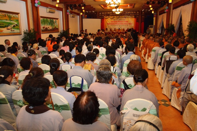 Bình Dương: Diễn ra hội thảo khoa học: 50 năm phong trào Phật giáo ở miền Nam (1963-2013)