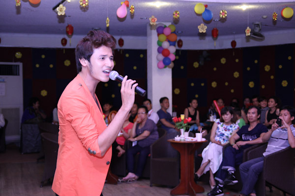 TP.HCM: Đêm nhạc kêu gọi từ thiện &quot;Hướng về Cư Tê&quot;