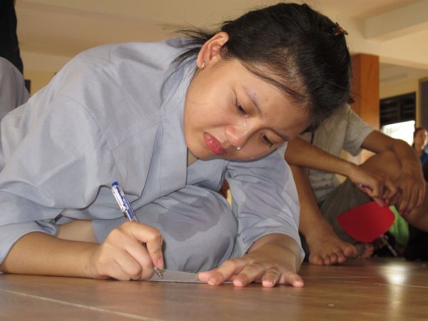 Hà Nội: Đêm tri ân và điều con muốn nói – Khóa tu tại chùa Nam Dư Thượng