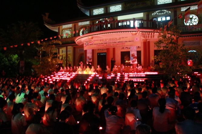 Đồng Tháp: Hội trại hiểu và thương - Ấn tượng đêm thắp nến nguyện cầu