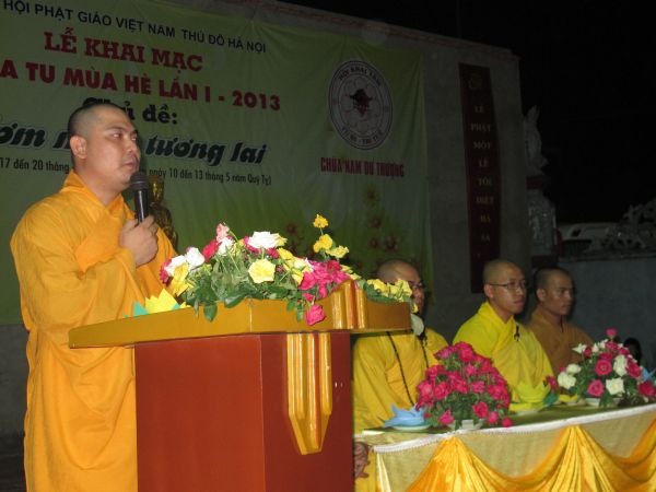 Hà Nội: Đêm tri ân và điều con muốn nói – Khóa tu tại chùa Nam Dư Thượng
