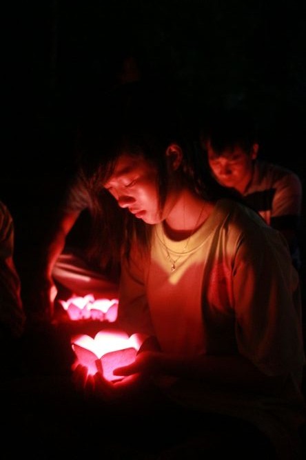 Đồng Tháp: Hội trại hiểu và thương - Ấn tượng đêm thắp nến nguyện cầu