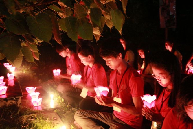 Đồng Tháp: Hội trại hiểu và thương - Ấn tượng đêm thắp nến nguyện cầu