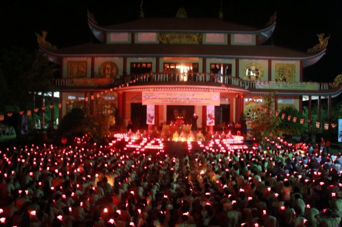 Đồng Tháp: Hội trại hiểu và thương - Ấn tượng đêm thắp nến nguyện cầu
