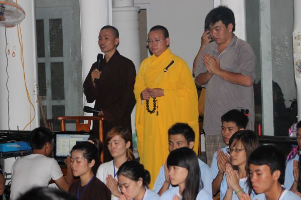 Buôn Mê: Ấm áp đêm tri ân khóa tu Thiện Tài Đồng Tử