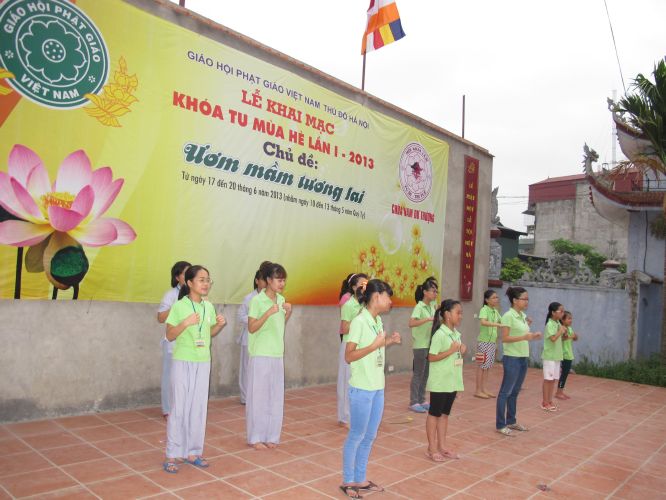 Hà Nội: Chùm ảnh cuộc thi trò chơi dân gian khóa tu chùa Nam Dư Thượng