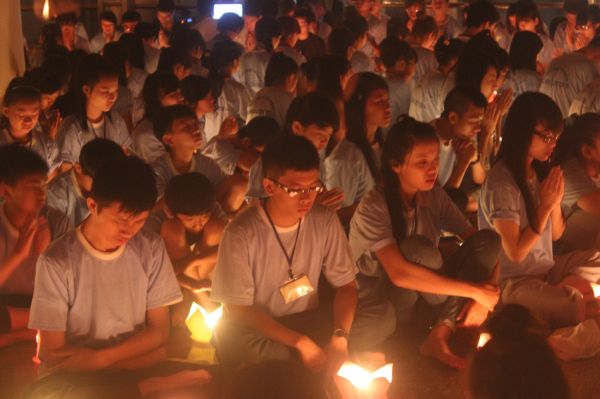 Buôn Mê: Ấm áp đêm tri ân khóa tu Thiện Tài Đồng Tử