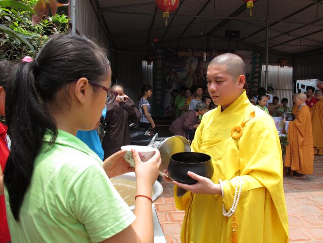 Hà Nội: Có một phiên chợ vui tươi tại chùa Nam Dư Thượng