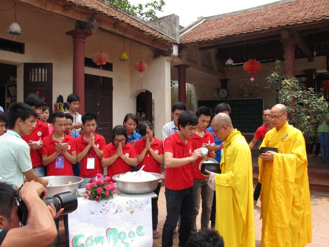 Hà Nội: Có một phiên chợ vui tươi tại chùa Nam Dư Thượng
