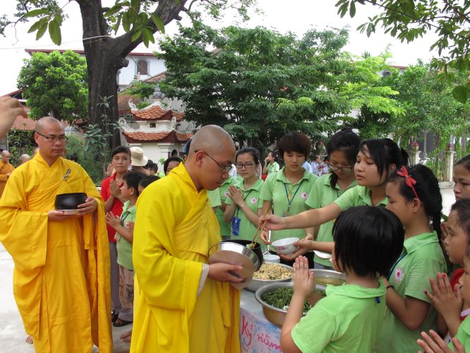 Hà Nội: Có một phiên chợ vui tươi tại chùa Nam Dư Thượng