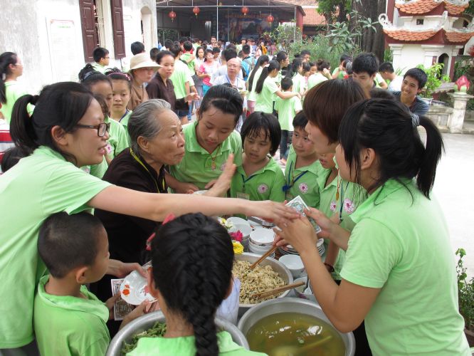 Hà Nội: Có một phiên chợ vui tươi tại chùa Nam Dư Thượng