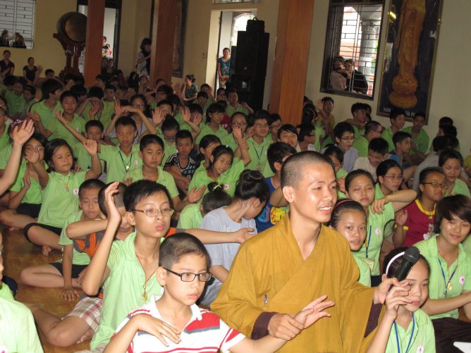 Hà Nội: Bế mạc khóa tu mùa hè tại chùa Nam Dư Thượng