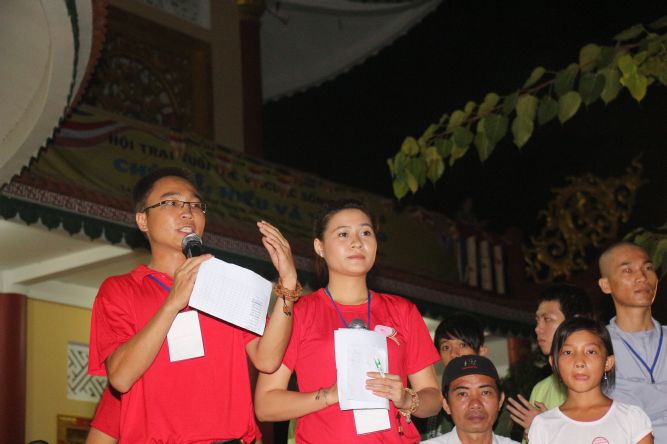 Đồng Tháp: Đêm thi thời trang và lửa trại hoành tráng của hội trại “Hiểu và Thương&quot;