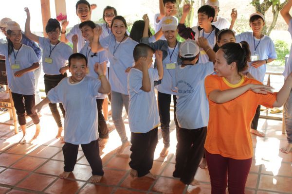 Buôn Mê: Thương màu áo trắng của Thiện Tài Đồng Tử
