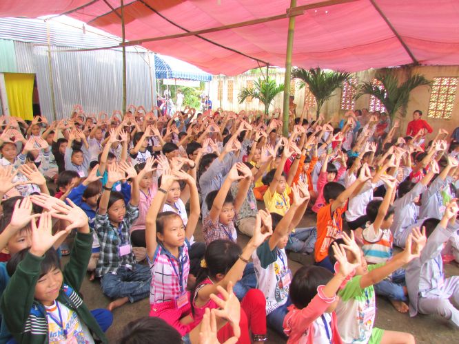 Bến Tre: Khai mạc khóa tu mùa hè “Thắp sáng niềm tin”