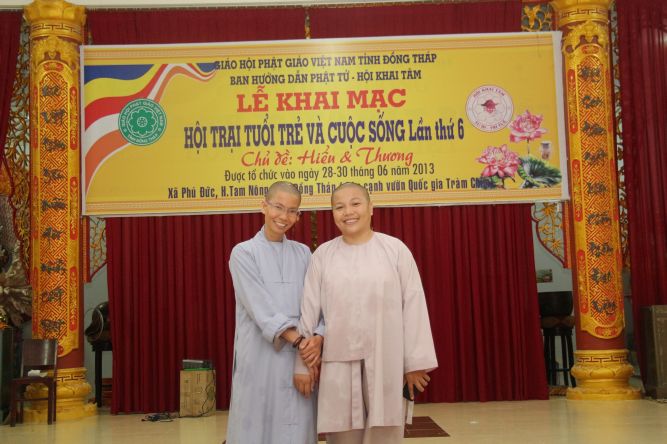 Đồng Tháp: Đêm thi thời trang và lửa trại hoành tráng của hội trại “Hiểu và Thương&quot;