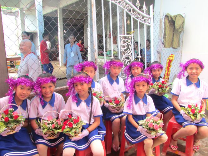 Bến Tre: Khai mạc khóa tu mùa hè “Thắp sáng niềm tin”