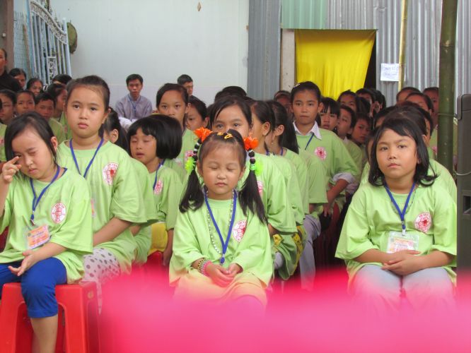 Bến Tre: Khai mạc khóa tu mùa hè “Thắp sáng niềm tin”