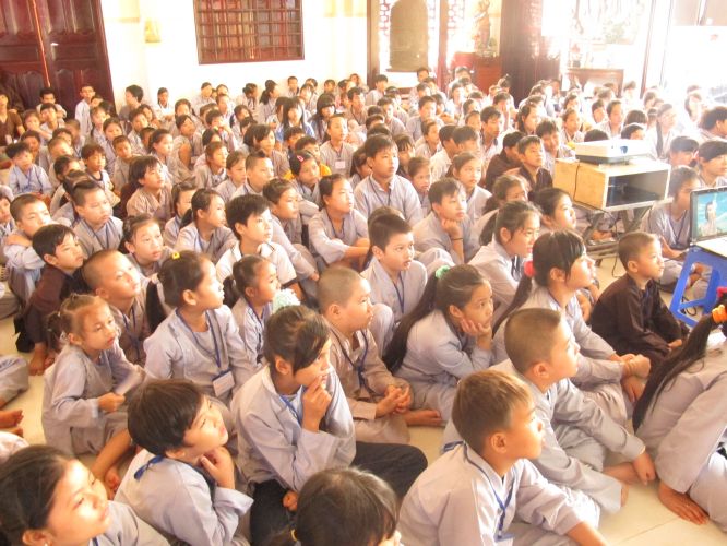Tiền Giang: Pháp thoại “Cuộc đời đức Phật”  tại khóa tu “Vươn tới những ước mơ”