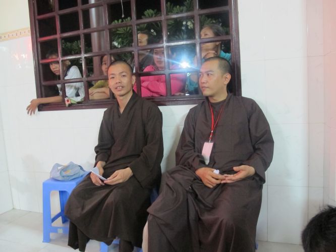 Tiền Giang: Đêm biểu diễn thời trang và văn nghệ tại khóa tu “Vươn tới những ước mơ”
