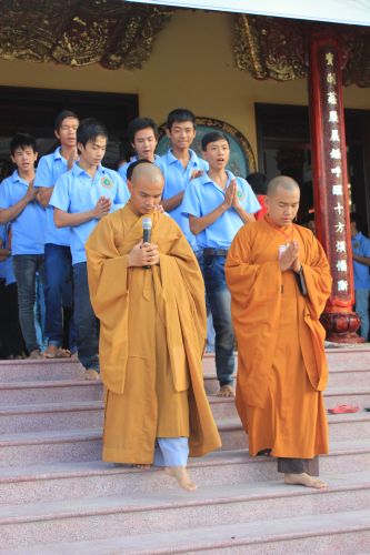 Khánh Hòa: ĐĐ. Thích Lệ Minh và pháp thoại “Tình thương” tại khóa tu “Ơn nghĩa sinh thành”