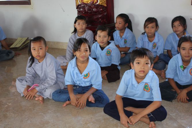 Khánh Hòa: ĐĐ. Thích Lệ Minh và pháp thoại “Tình thương” tại khóa tu “Ơn nghĩa sinh thành”