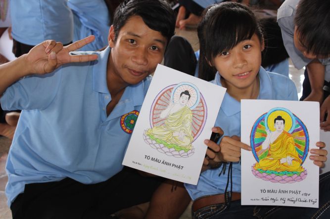 Khánh Hòa: ĐĐ. Thích Lệ Minh và pháp thoại “Tình thương” tại khóa tu “Ơn nghĩa sinh thành”