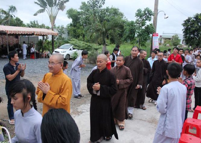 Long An: Khai mạc khóa tu mùa hè “Sống và Khát Vọng”