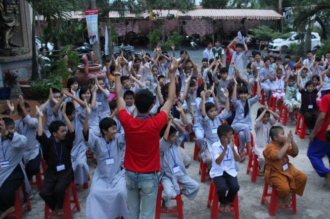Long An: Khai mạc khóa tu mùa hè “Sống và Khát Vọng”