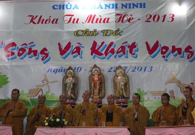Long An: Khai mạc khóa tu mùa hè “Sống và Khát Vọng”