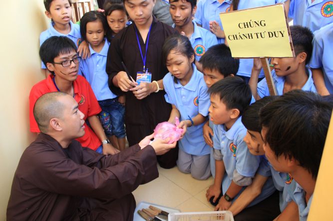 Khánh Hòa: Chùm ảnh vui nhộn hành trình về nguồn khóa tu mùa hè “Ơn nghĩa sinh thành”