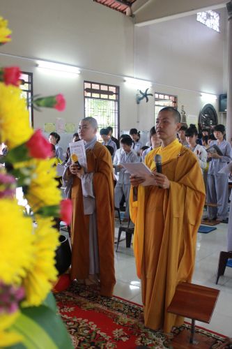 Long An: Bài học đầu tiên khi người Phật tử đến chùa tại khóa tu “Sống và Khát Vọng”
