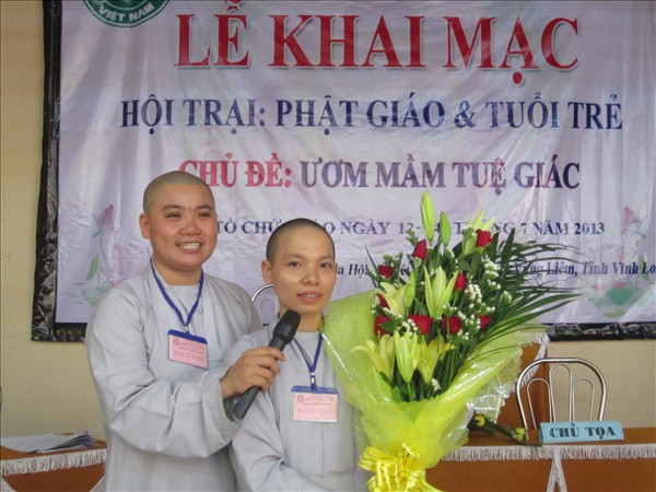 Chùm ảnh: Trại hè “Ươm Mầm Tuệ Giác” lần 3 tại chùa Hội An