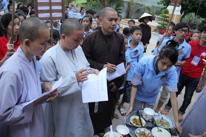 Khánh Hòa: Chùm ảnh vui nhộn hành trình về nguồn khóa tu mùa hè “Ơn nghĩa sinh thành”