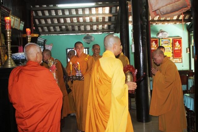 Đồng Tháp: Hòa Thượng Phó Chủ Tịch Thường Trực GHPGVN THÍCH THIỆN NHƠN và Phái Đoàn Đến GHPGVN Tỉnh Đồng Tháp Thăm Các Đạo Tràng An Cư Kiết Hạ PL. 2557
