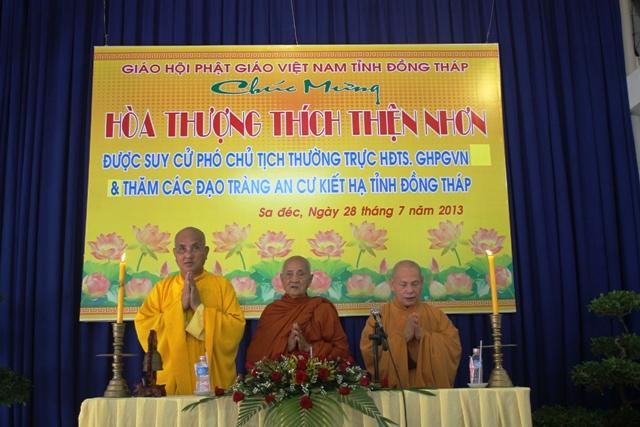 Đồng Tháp: Hòa Thượng Phó Chủ Tịch Thường Trực GHPGVN THÍCH THIỆN NHƠN và Phái Đoàn Đến GHPGVN Tỉnh Đồng Tháp Thăm Các Đạo Tràng An Cư Kiết Hạ PL. 2557