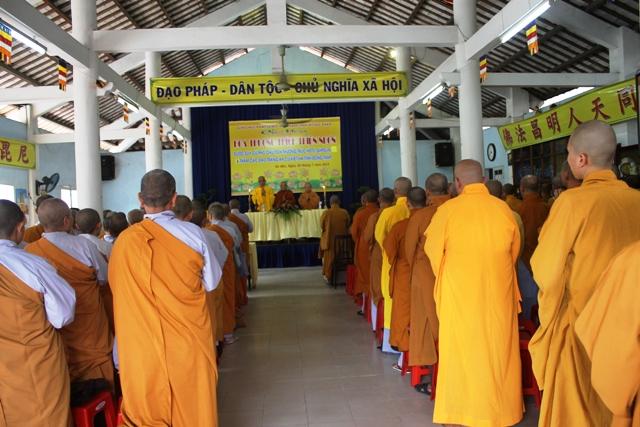 Đồng Tháp: Hòa Thượng Phó Chủ Tịch Thường Trực GHPGVN THÍCH THIỆN NHƠN và Phái Đoàn Đến GHPGVN Tỉnh Đồng Tháp Thăm Các Đạo Tràng An Cư Kiết Hạ PL. 2557