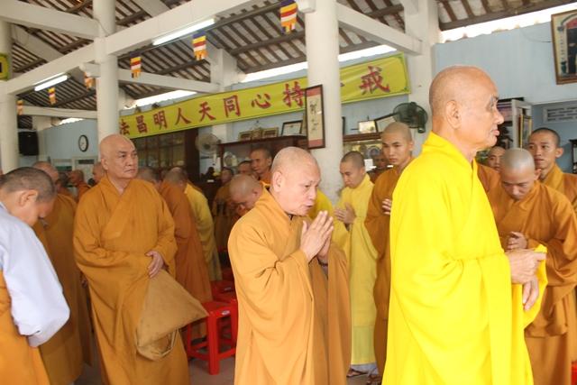 Đồng Tháp: Hòa Thượng Phó Chủ Tịch Thường Trực GHPGVN THÍCH THIỆN NHƠN và Phái Đoàn Đến GHPGVN Tỉnh Đồng Tháp Thăm Các Đạo Tràng An Cư Kiết Hạ PL. 2557
