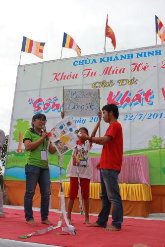 Long An: Cánh diều tuổi thơ tại khóa tu “Sống và Khát vọng”