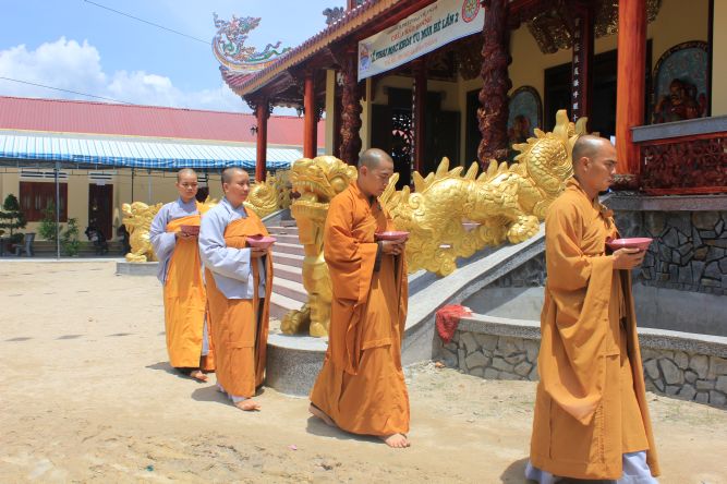 Khánh Hòa: Chùm ảnh Phiên chợ quê hương tại khóa tu “Ơn nghĩa sinh thành”