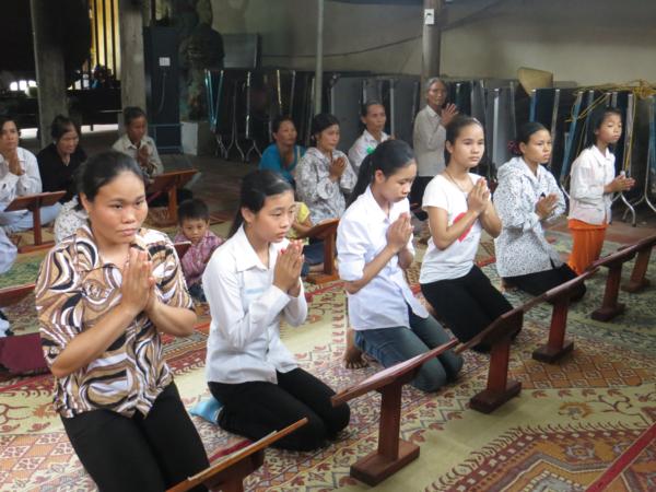 Nghệ An: Lễ Cầu Nguyện Tiếp Sức Mùa Thi Tại Chùa Chí Linh