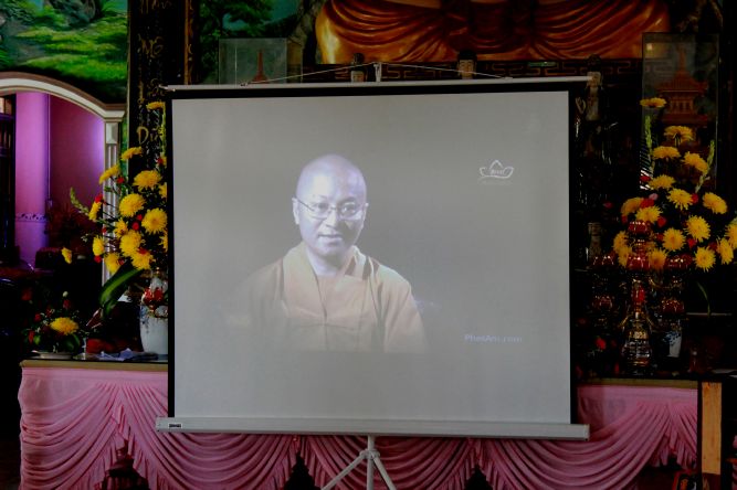 Long An: Talkshow “Những nhân vật đáng kính trong cuộc đời” tại khóa tu “Sống và Khát Vọng”