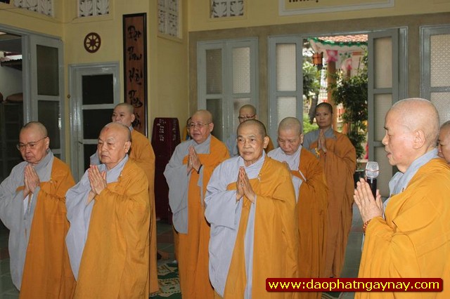PHÂN BAN ĐẶC TRÁCH NI GIỚI TRUNG ƯƠNG PHÂN BAN ĐẶC TRÁCH NI GIỚI TRUNG ƯƠNG NGÀY THỨ NHẤT