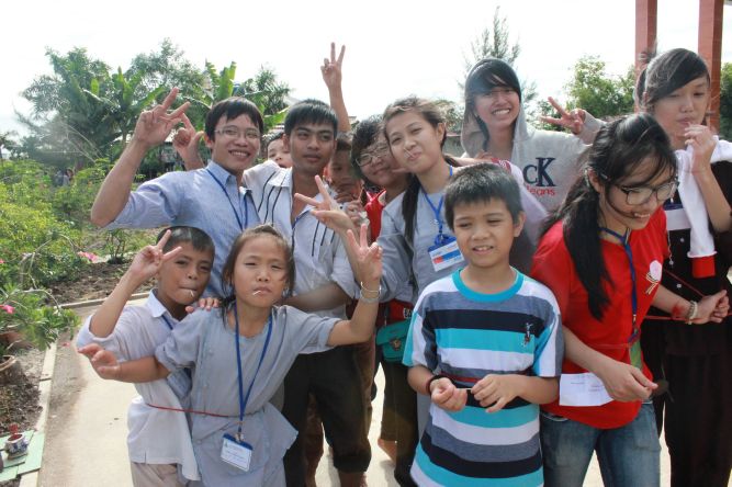 Long An: Hành trình tìm kiếm yêu thương tại khóa tu “Sống và Khát Vọng”